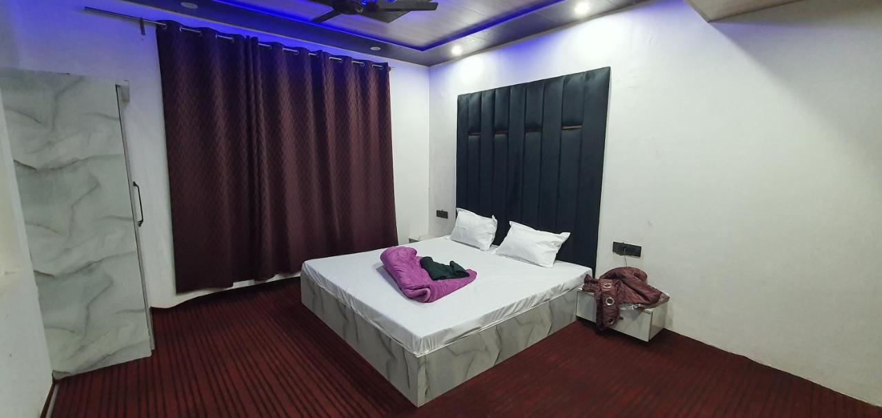 Hotel Resonance Exotic Srīnagar 外观 照片