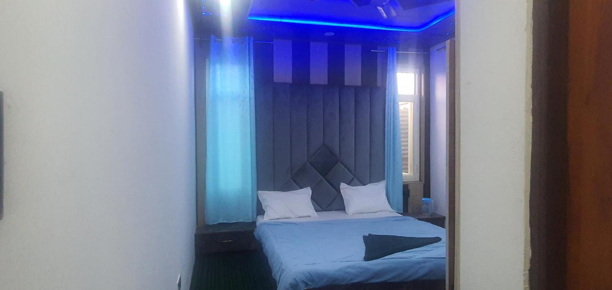 Hotel Resonance Exotic Srīnagar 外观 照片